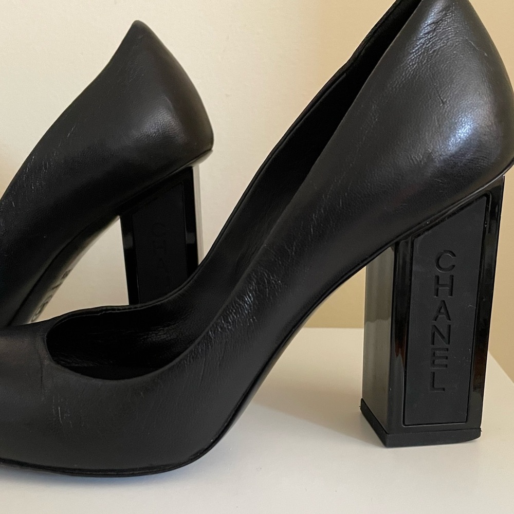 Chanel round toe block heel size 35.5